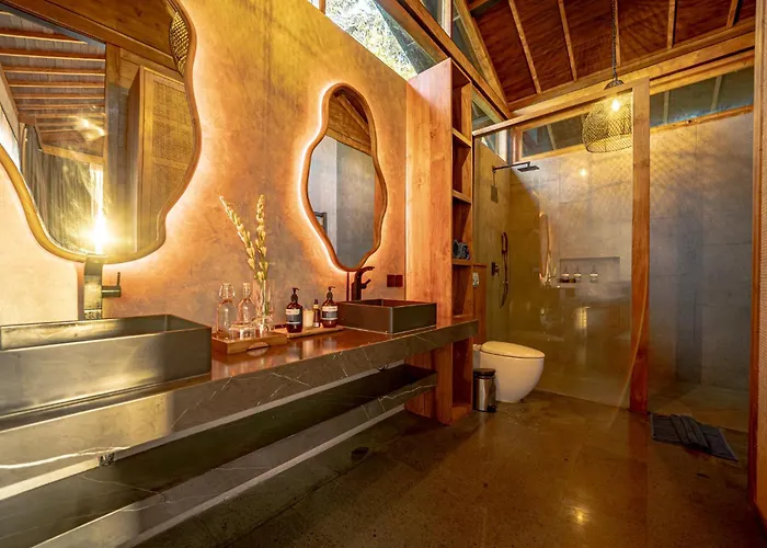 Pandora Villa